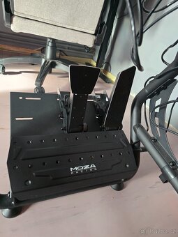Moza Racing R9 + závodní sedačku – TOP STAV - 3