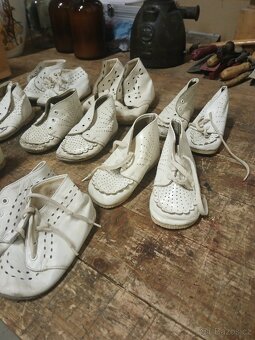 Starožitné dětské botičky - 3