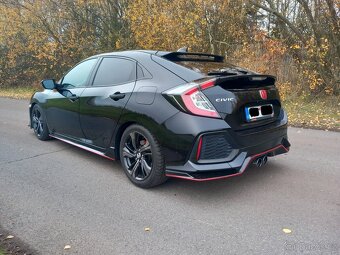Honda Civic 1.5i VTEC Sport Plus 134 kW Manuál - 3