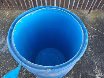 Plastové sudy - 3
