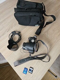 Prodám Panasonic Lumix DMC-FZ8 - 3