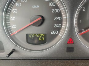 Volvo V70 2.5T náhradní díly - 3