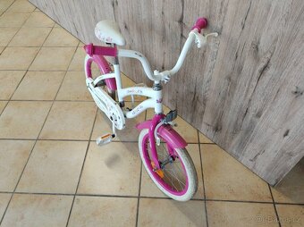 Dívčí kolo Terrain 16 - 3