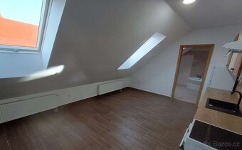 Pronájem 3+kk Mírové Náměstí, Netolice - 3