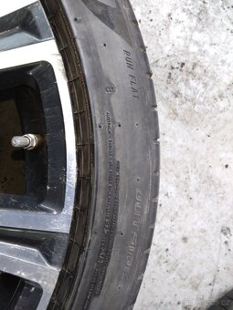 BMW X7 Individual sada kol styl 758I - 3
