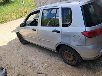 Mazda 2 1.2 benzin. Hezké pneu zimní - 3