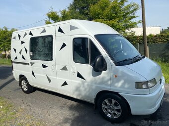 Peugeot Boxer 2.8 6 míst - 3
