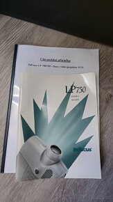 Projector in focus 750 - 3