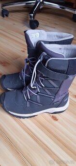 Zimni boty Keen vel.30, delka stelky 18,5cm - 3