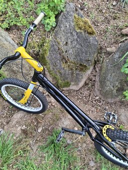 Trialove kolo Monty - 3