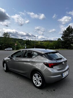 Opel Astra 1.4Turbo 2018 - 3