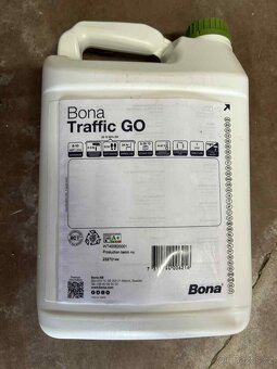 Lak na parkety - Bona Traffic GO - Mat 5l - 3