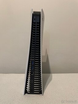 Prodám PlayStation 5 – nepoužívaná + ovladač a 4 hry - 3