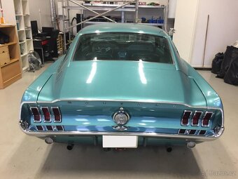 Ford Mustang Fastback 4.7 V8 SelectShift z roku 1967 - 3