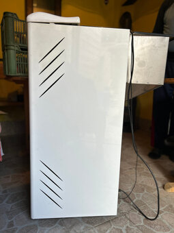 Horkovzdušné peletkové krbové kamna MORETTI fire - 3