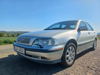 Volvo S40 1.8, benzin - 3