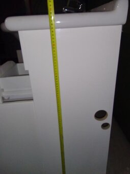 kOUPELNOVÁ SKŘÍNKA S UMYVADLEM - 3