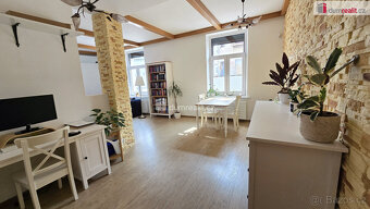 Prodej gvougenerační rodinný dům 4+1 a 1+1 Písek Dobrovského - 3