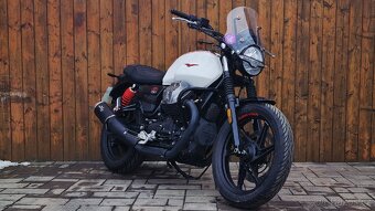 Moto Guzzi V7 STONE 2024 - 3