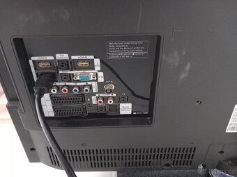 Televize Samsung 32" + set-top box Tesla - 3