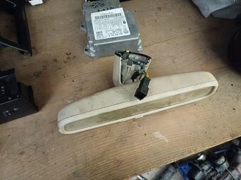 Zbytek dílů na Audi a5 coupe 3.0 tdi - 3