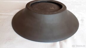 Hnědý keramický talíř - 3