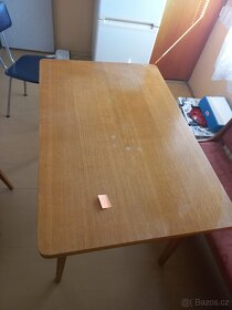 Rozkládací stůl + židle - 3