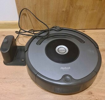Robotický vysavač iRobot - 3