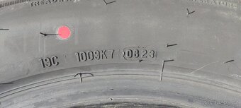 Bridgestone 235/55r18 - 3