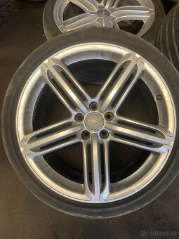 Pompei Audi a6 c6 - 3