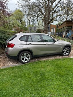 BMW X1, 20d xDrive, tažné, panorama, kůže - 3