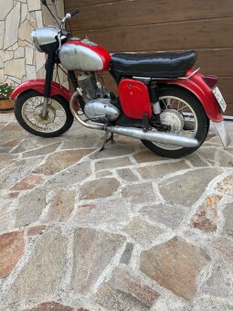 Jawa 250 - 3