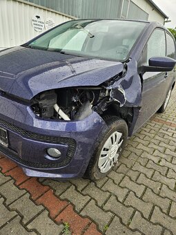 VW UP 1.0 44kW Move up - 3