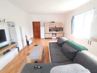 Pronájem 2 prostorných bytů 1+kk / 36m, Hlučín, ul.P.Bezruče - 3