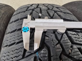 Zimní Nokian WR D4 195/65 R15 - 3