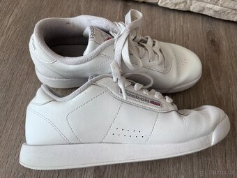 Tenisky na aerobik, zn.Reebok, vel.37 - 3