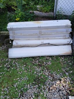 Osvětlovací tělesa na zářivkové trubice - 3