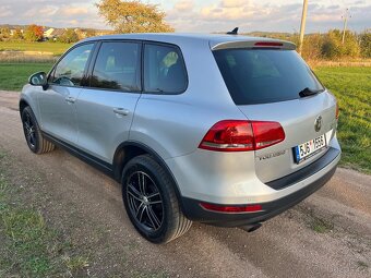 Volkswagen Touareg 3.0 tdi - 3