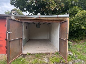 Prodám garáž v ulici Křeslická - Praha 10 - 3