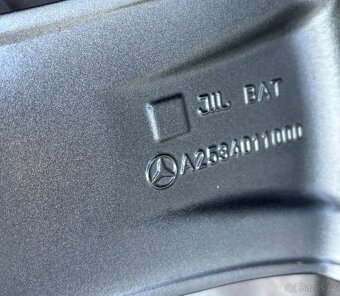 Originální zimní sada Mercedes GLC 235/55R19 101H - 3