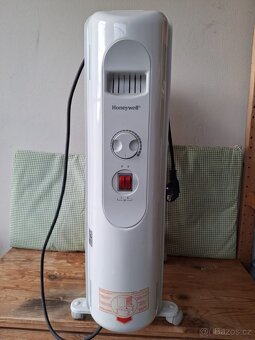 Olejový radiátor Honeywell HZ-60920E – 2000 W - 3