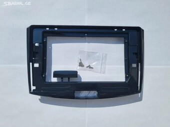 Rámeček autorádia 10" pro VW B6, B7, CC - 3