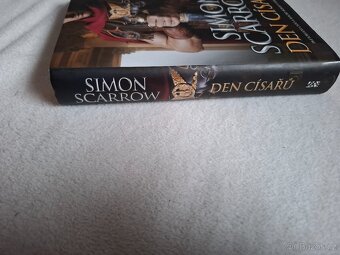 Den císařů  - Simon Scarrow - 3
