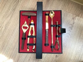 Barmanská souprava - 3