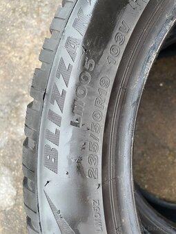 Zimní pneu 235/50/19 - 3