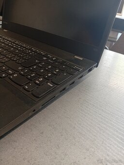 Lenovo notebook T570 - 3