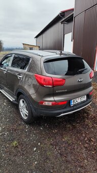 Kia Sportage 2.0 CRDI AWD - 3