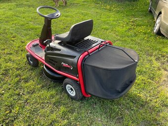 Rider MTD 60 Briggs & Stratton, seká i při couvání - 3