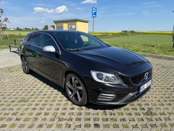 Volvo V60 D5 165 kW R-design - 3