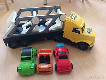 Dětské nákladní automobily a 3 auta - 3